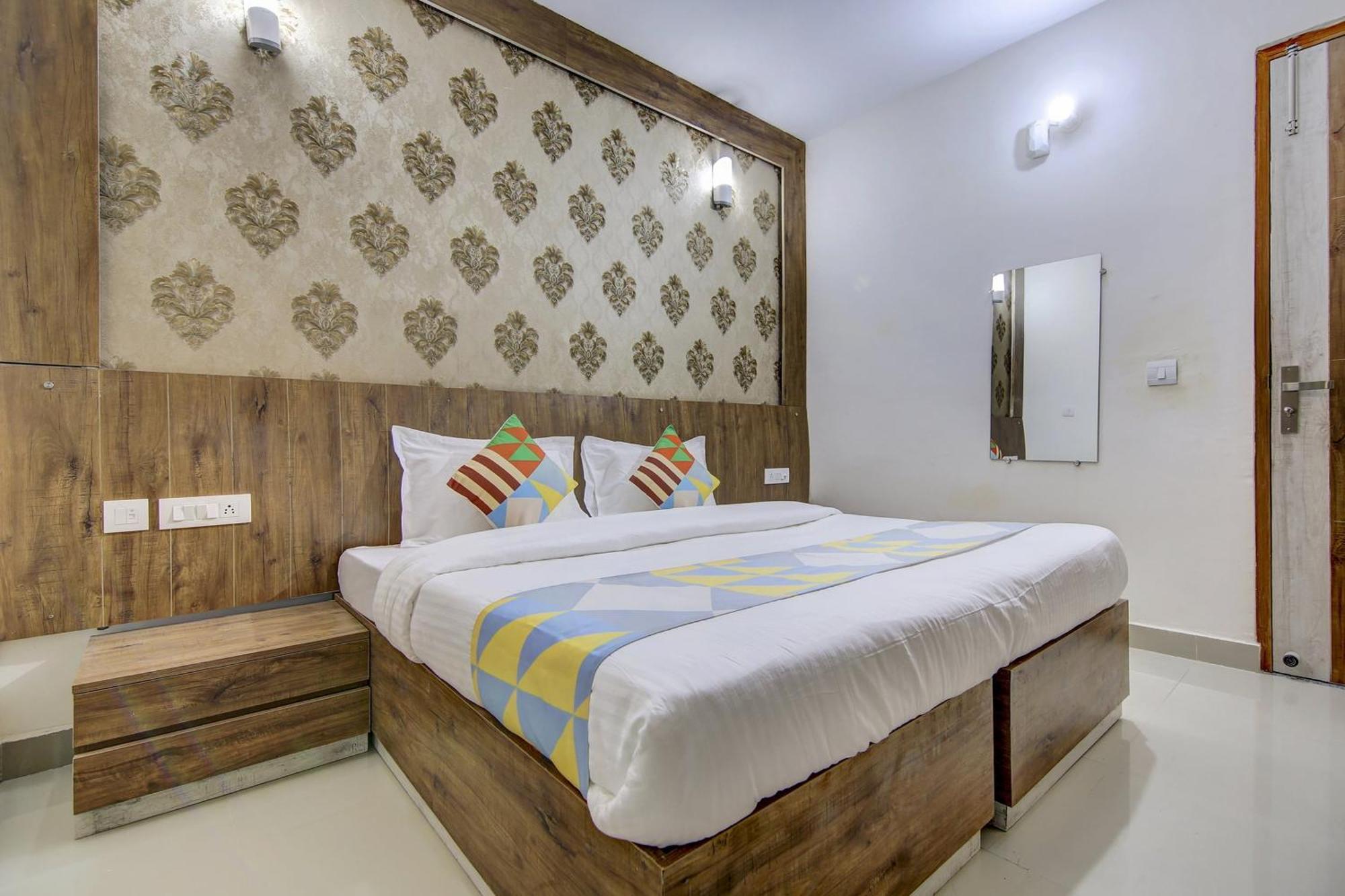 Collection O City Near Prem Mandir Gurgaon Exterior foto